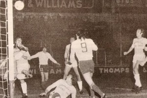 La historia detr&aacute;s del primer sponsor del f&uacute;tbol argentino