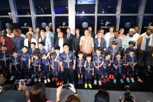 Los jugadores del PSG desfilaron en Hong Kong junto a Hublot