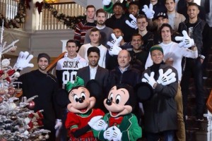 El PSG recargó energías con Mickey en Disney