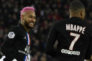 El PSG sum&oacute; a Qatar Airways como sponsor y la UEFA investiga irregularidades