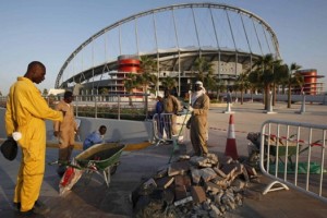 Tras las pol&eacute;micas muertes, Qatar regular&aacute; los contratos de los trabajadores del Mundial 2022
