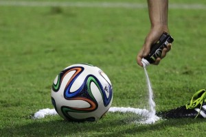 ¿Qué pasó con la utilización del aerosol evanescente en el fútbol?