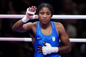 ¿Quién es Cindy Ngamba, la primera refugiada en ganar una medalla en los Juegos Olímpicos?