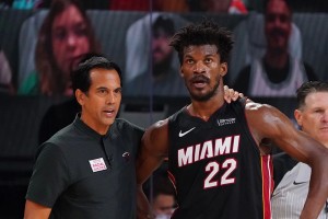 ¿Quién es el técnico campeón de la NBA con el mejor contrato de la competencia?