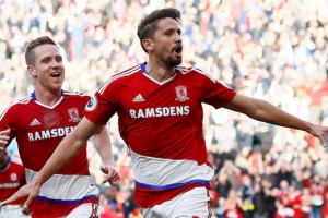 El uruguayo Gast&oacute;n Ram&iacute;rez ya tiene su canci&oacute;n en Inglaterra