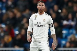 El curioso disfraz que utilizó Sergio Ramos para salir de compras por Abu Dhabi