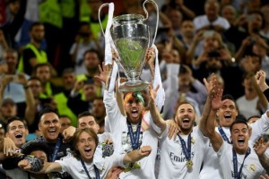 adidas y el modelo especial de camisetas de campe&oacute;n para el Real Madrid