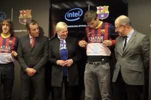 El recuerdo del sponsoreo de Intel al Barcelona: lucía su nombre en el interior de la camiseta