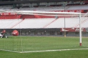 El motivo por el cual River cambi&oacute; la forma de sus redes en el estadio