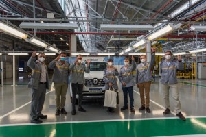 Renault alcanz&oacute; las 5.000 unidades de la Pick up Alaskan producidas en la f&aacute;brica Santa Isabel