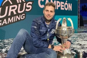 La historia detrás de Juan Cyterszpiler, hijo del primer representante de Maradona que se destaca en los eSports