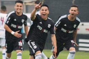 Los curiosos horarios de entrenamiento de Deportivo Riestra