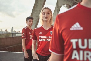 En todos lados: River present&oacute; su nueva camiseta adidas en homenaje a sus hinchas