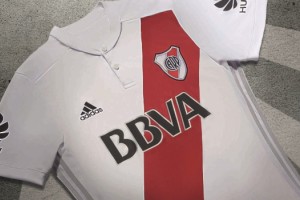La nueva camiseta de River bati&oacute; r&eacute;cords en su primer d&iacute;a a la venta