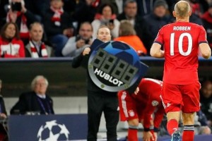 Tras anunciar su retiro las mejores camisetas de la carrera de Arjen Robben