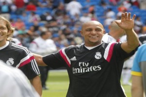 Roberto Carlos podr&iacute;a trabajar en el Real Madrid invitado por Zidane