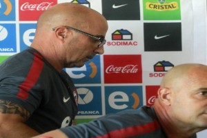 Sampaoli le pagar&aacute; a la ANFP y resignar&aacute; premios para dejar Chile