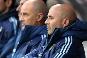 Se revel&oacute; la lista de jugadores que visitar&aacute; Sampaoli del medio local