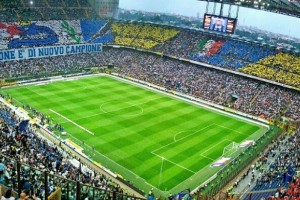 El m&iacute;tico San Siro abre sus puertas por primera vez al f&uacute;tbol femenino 