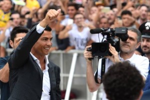 El f&uacute;tbol de Italia busca nuevo sponsor con Cristiano Ronaldo como su nuevo as bajo la manga