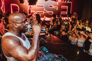 La exestrella de la NBA que har&aacute; de DJ en el Lollapalooza