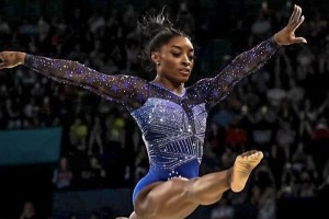 Simone Biles , la gimnasta más premiada de la historia, llega por primera vez a Buenos Aires