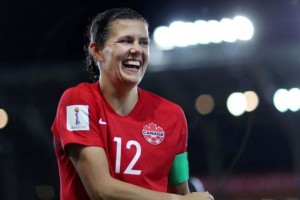 La historia de Christine Sinclair, la m&aacute;xima goleadora de la historia a nivel selecciones