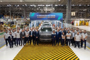 Stellantis inicia la producción de la pick-up RAM Dakota en su Polo Industrial Córdoba