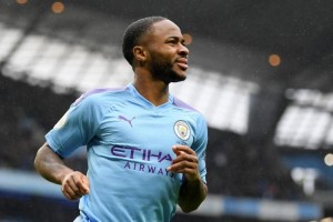 Raheem Sterling podr&iacute;a recibir una oferta multimillonaria para cambiar su marca de botines