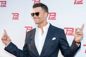 Tras su reciente retiro, Tom Brady recibi&oacute; una oferta para ganar 25 millones de d&oacute;lares al a&ntilde;o