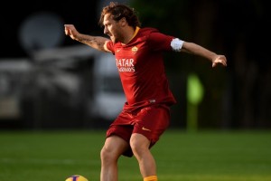 Francesco Totti intentar&aacute; pasar desapercibido jugando al f&uacute;tbol en su pa&iacute;s por un reality