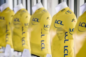 El Tour de France hará 20 camisetas diferentes para homenajear a personalidades históricas de la competencia