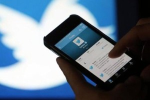 Las acciones de Twitter bajaron un 20%  