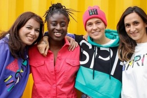 La UEFA se al&iacute;a con una marca de ropa femenina