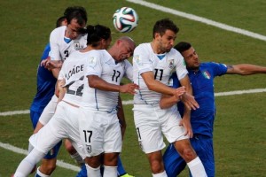 Uruguay probar&aacute; el videoarbitraje en su pr&oacute;ximo amistoso frente a Italia