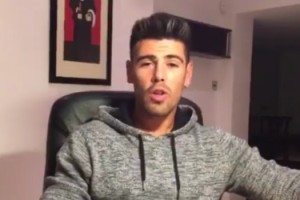 Víctor Valdés lanzó su propio Tinder