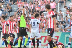 El coronavirus posterg&oacute; la llegada del VAR al f&uacute;tbol argentino