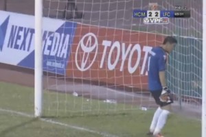 En Vietnam suspenden a un arquero por dejarse hacer goles en un partido 