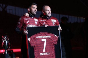 ¿Por qué Iniesta y Villa estrenarán el estadio olímpico?