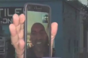 &ldquo;Wanchope&rdquo; &Aacute;bila sorprendi&oacute; a un grupo de hinchas del Cruzeiro por video llamada