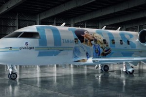 Tango D10S: El avión en el que se puede interactuar con Maradona