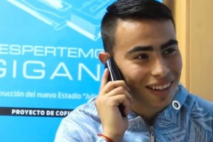 Los jugadores de Belgrano sorprendieron por tel&eacute;fono a los hinchas para el regreso a Alberdi