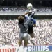 Se abri&oacute; una subasta por el buzo que us&oacute; Peter Shilton en el partido ante Argentina en 1986