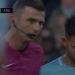 Ag&uuml;ero fue sustituido y mientras sal&iacute;a le tuvo que hacer un favor al &aacute;rbitro