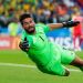 Liverpool contrat&oacute; al arquero m&aacute;s caro de la historia del f&uacute;tbol