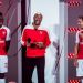 Junto a Thierry Henry, Puma present&oacute; las nuevas camisetas del Arsenal