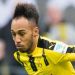 Aubameyang se pint&oacute; el s&iacute;mbolo de Nike en la cabeza y enoj&oacute; a su equipo
