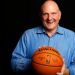 El due&ntilde;o de los Clippers quiere que sus jugadores no utilicen productos Apple