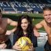 Un club le permitir&aacute; a sus hinchas ver el partido desde un jacuzzi en el campo de juego