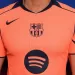 El Bar&ccedil;a revive su historia con la nueva camiseta naranja 2025/26